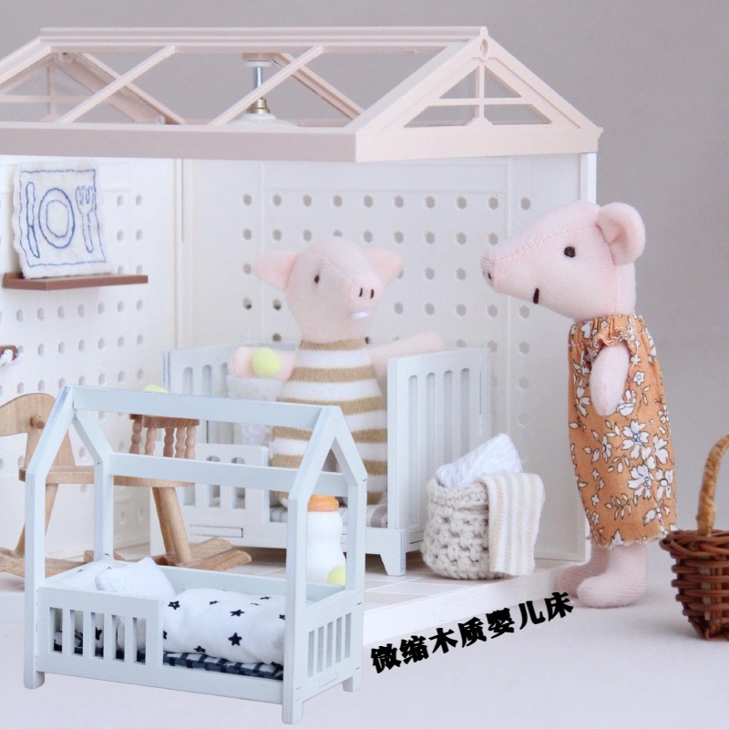 1:12 ミニチュア木製ベビーベッド、リアルなドールハウス保 - Baby Nursery Age のレビューと価格
