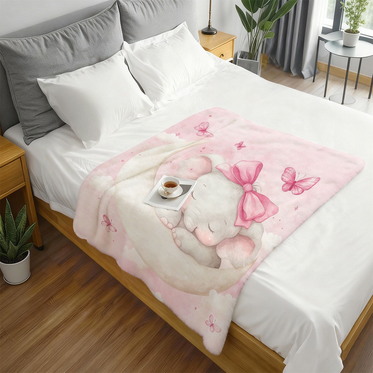 ぬいぐるみの赤ちゃん象のムーンブランケット、ピンクの子供部屋 - Baby Nursery In Hospital のレビューと価格
