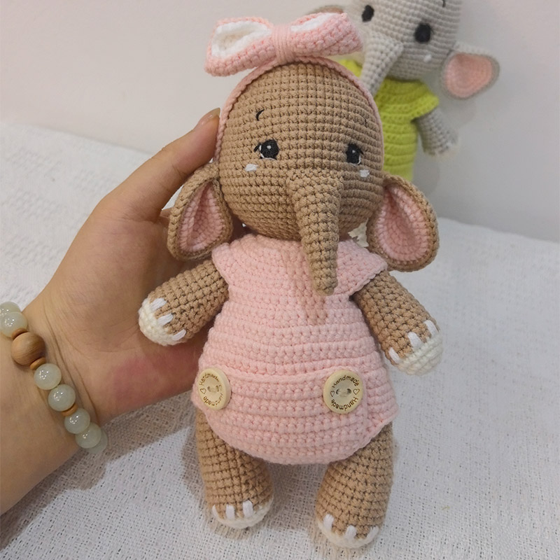 手作りのかぎ針編みの象のカップルのぬいぐるみ - かわいい柔 - Baby Nursery Elephant のレビューと価格
