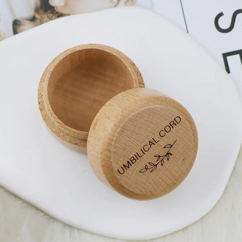 木製ベビーへその緒ボックス 小型密封記念品オーガナイザー 新 - Baby Keepsake Box のレビューと価格