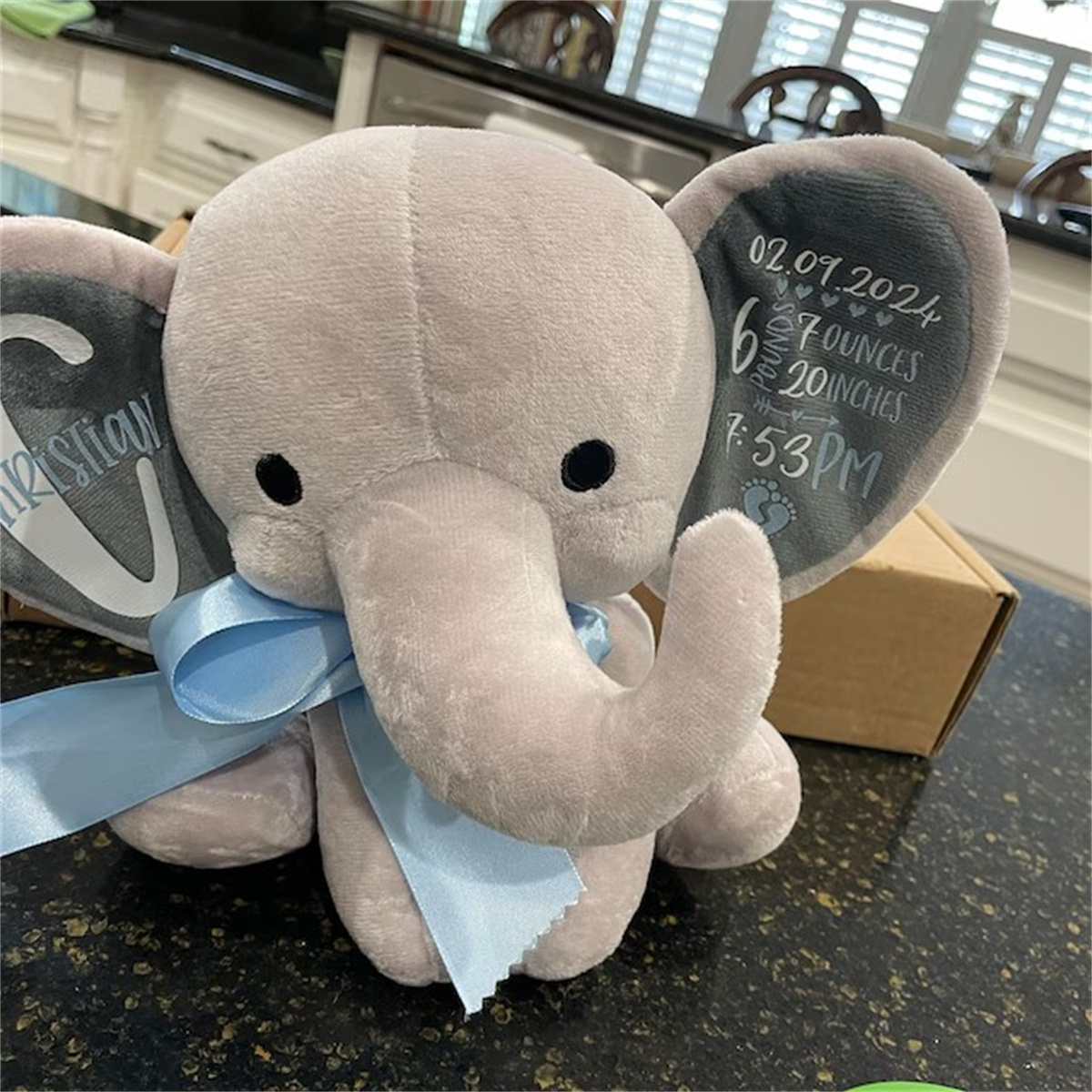 カスタム誕生統計象ぬいぐるみ – ベビーシャワーギフト、保育 - Baby Nursery Elephant のレビューと価格